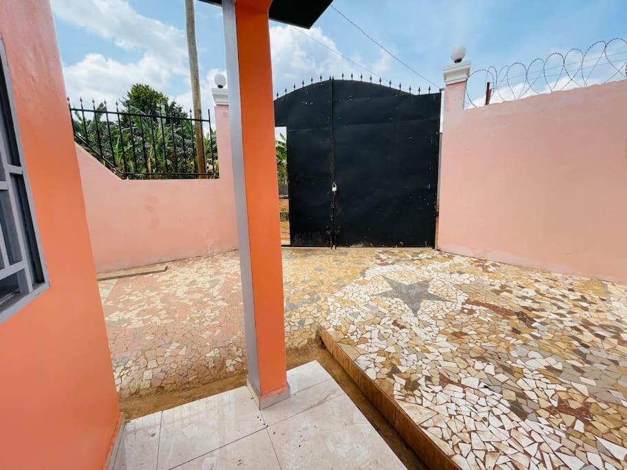 Charmante Maison Cozy Et Conviviale Bafoussam Εξωτερικό φωτογραφία